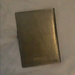 Leather card/passport holder
